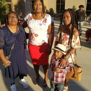 Meet your Posher, Katrina